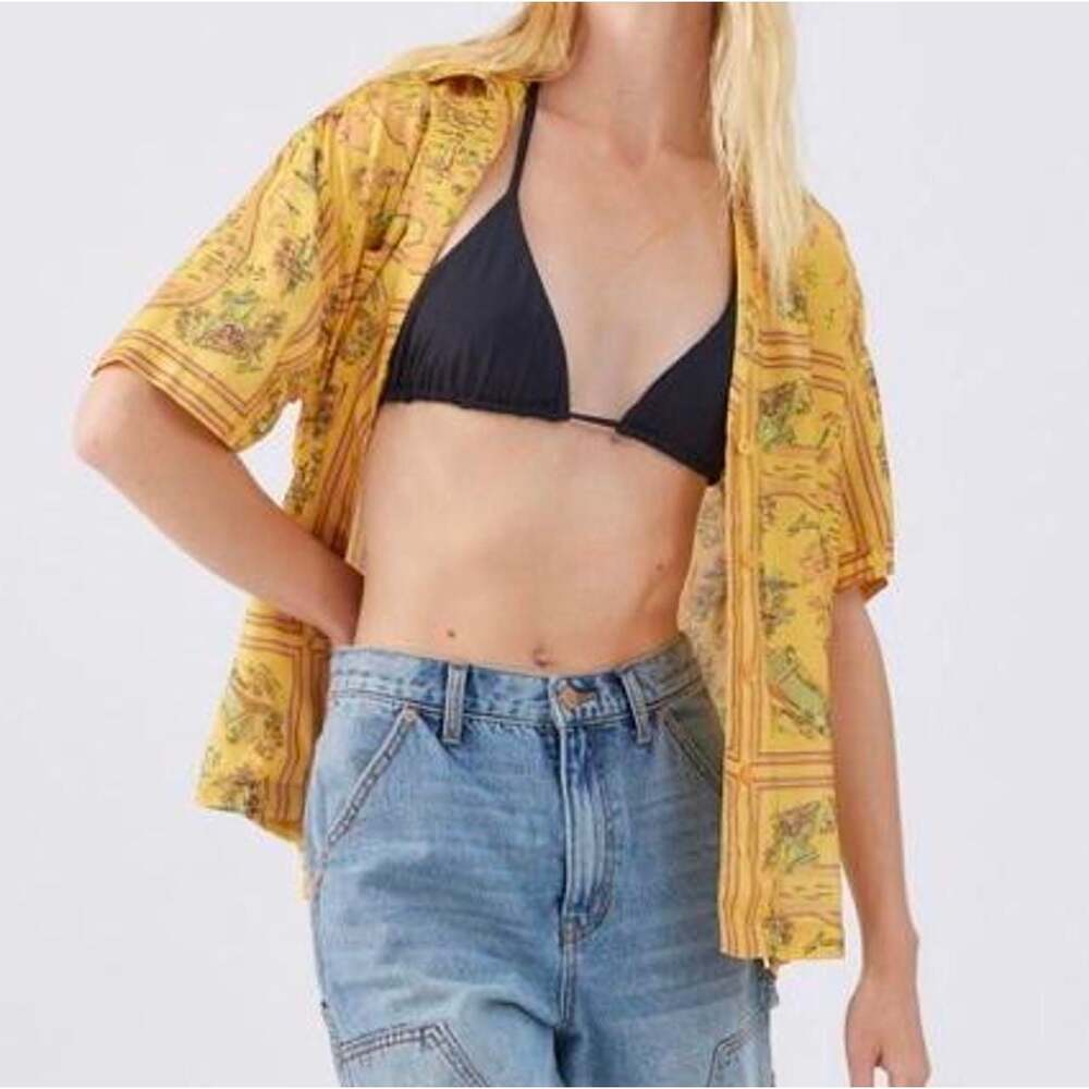 Urban Outfitters Gardenia Souvenir Button Down Shirt Yellow Print